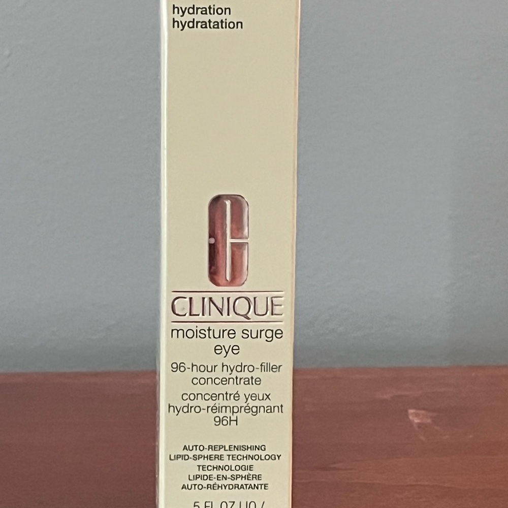 Clinique Moisture Surge Eye 96-Hour Hydro-Filler - Picture 2 of 5